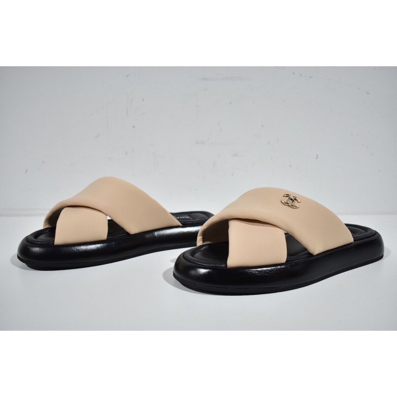 Chanel Chanel Beige Black Fabric Criss Cross Puffy CC Logo Slide Size US 6 / IT 36 - 10 Thumbnail