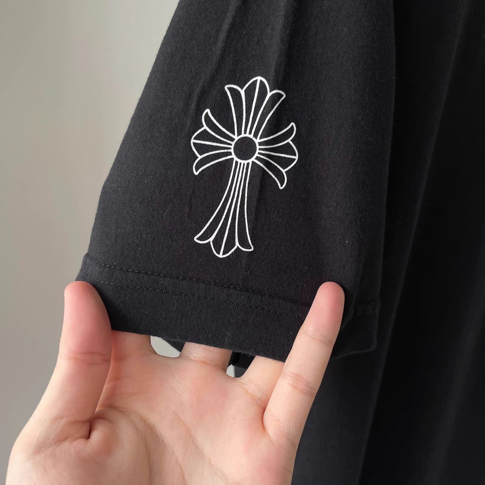 Chrome Hearts Chrome Hearts CH Black Shadow Cross T-Shirt Size US L / EU 52-54 / 3 - 4 Thumbnail