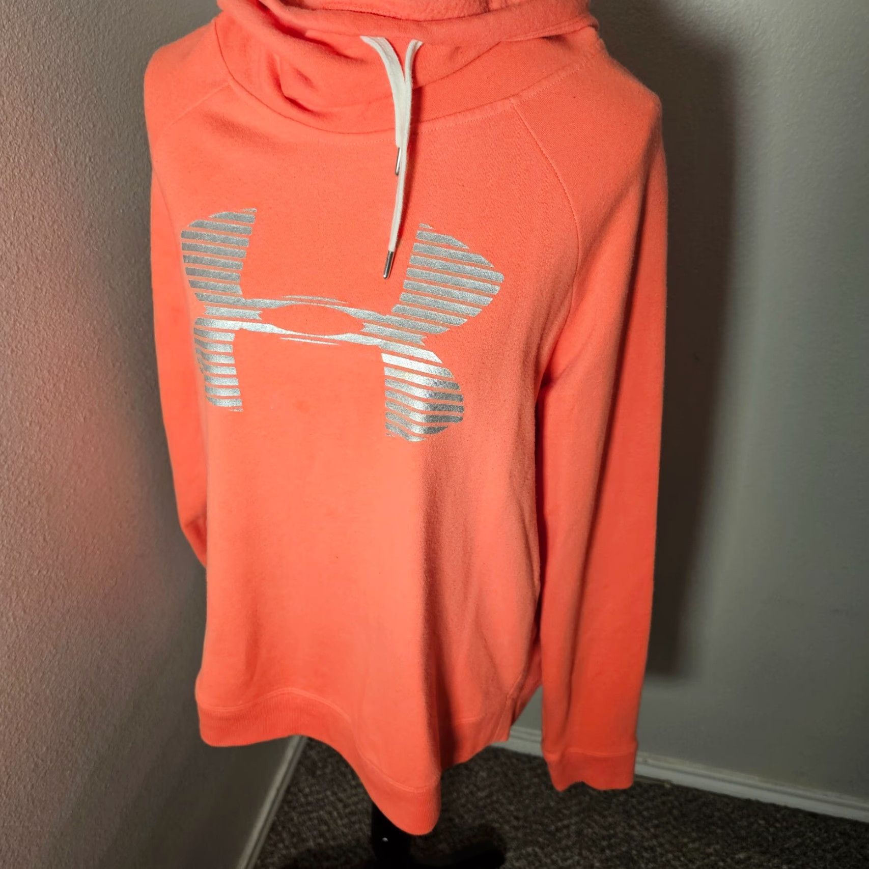 Under Armour Under Armour Sweatshirt Womens XL Pink Hooded Funnel Neck Long Sleeve Arm Logo Size XL / US 12-14 / IT 48-50 - 2 Thumbnail