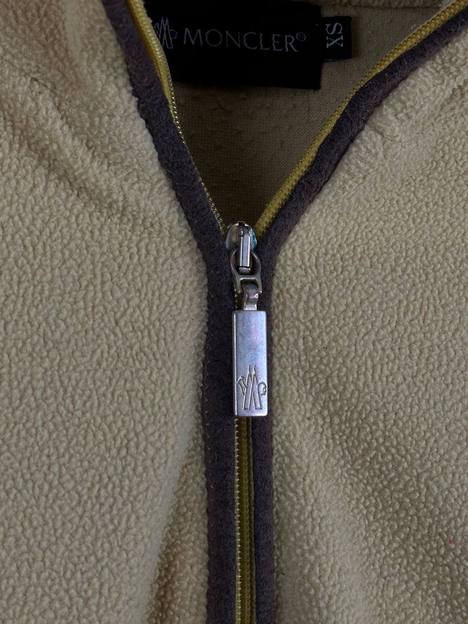 Moncler × Vintage Moncler Vintage Yellow Fleece Full Zip Sweater Size XS / US 0-2 / IT 36-38 - 7 Thumbnail