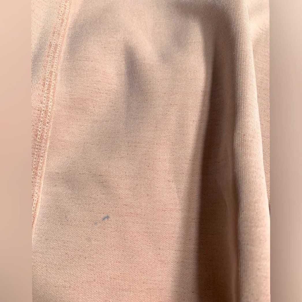 Lululemon VINTAGE Lululemon Sweatshirt 18 Women Plus Orange Pullover Crewneck 18 Sweatshirt Women Plus Orange Crewneck Size XXL / US 16-18 / IT 52-54 - 5 Thumbnail