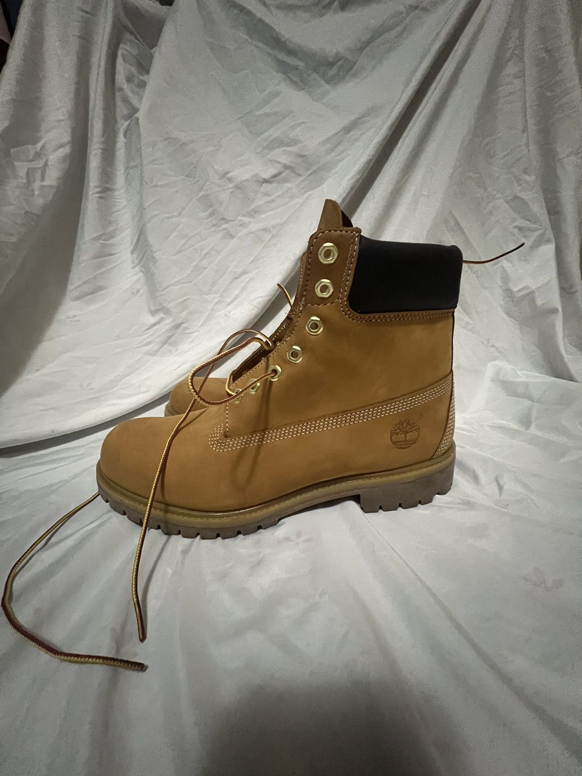 image of Timberland Wheat Boot in Wheat Nubuck, Men's (Size 11)