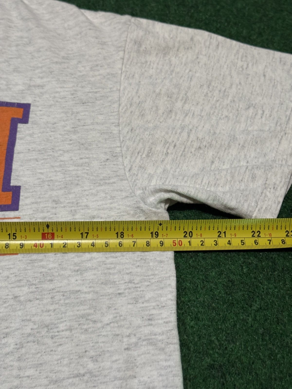 Vintage Minnesota State Screaming Eagles 90s T Shirt 19x25 College Size US S / EU 44-46 / 1 - 5 Thumbnail