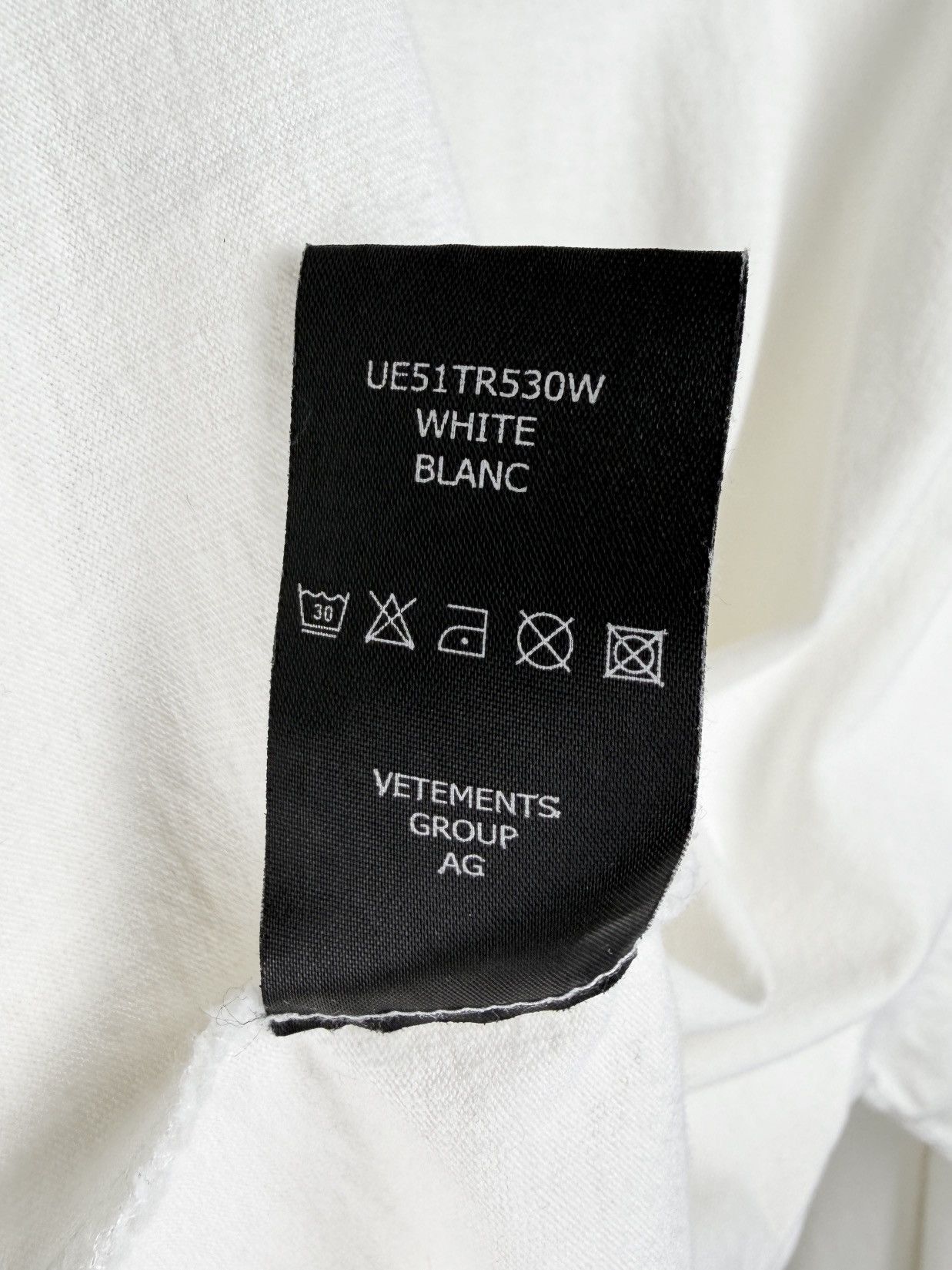 Vetements SS21 Vetements Most Wanted Logo Shirt Hoodie White Size US M / EU 48-50 / 2 - 9 Thumbnail