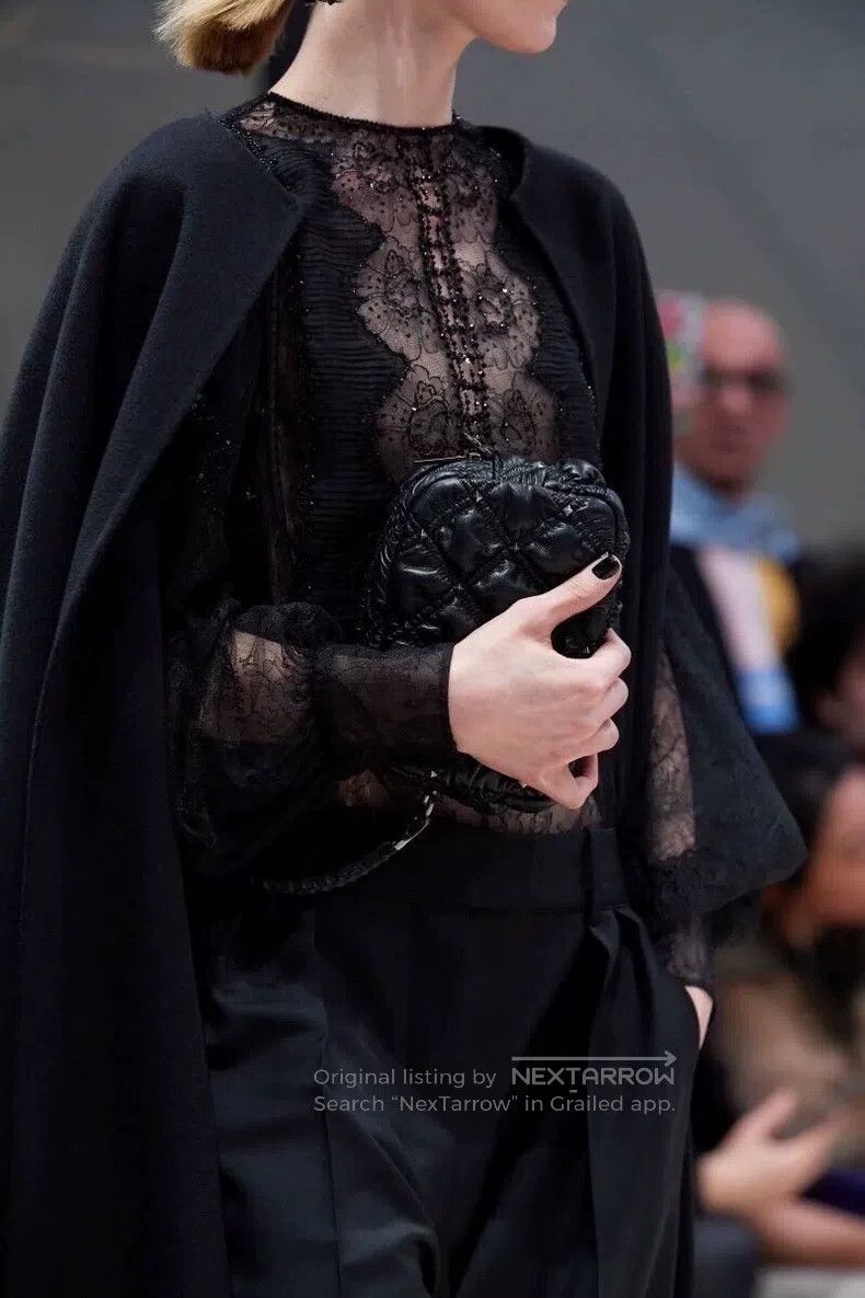 Valentino Valentino Black blend cape Size S / US 4 / IT 40 - 1 Thumbnail