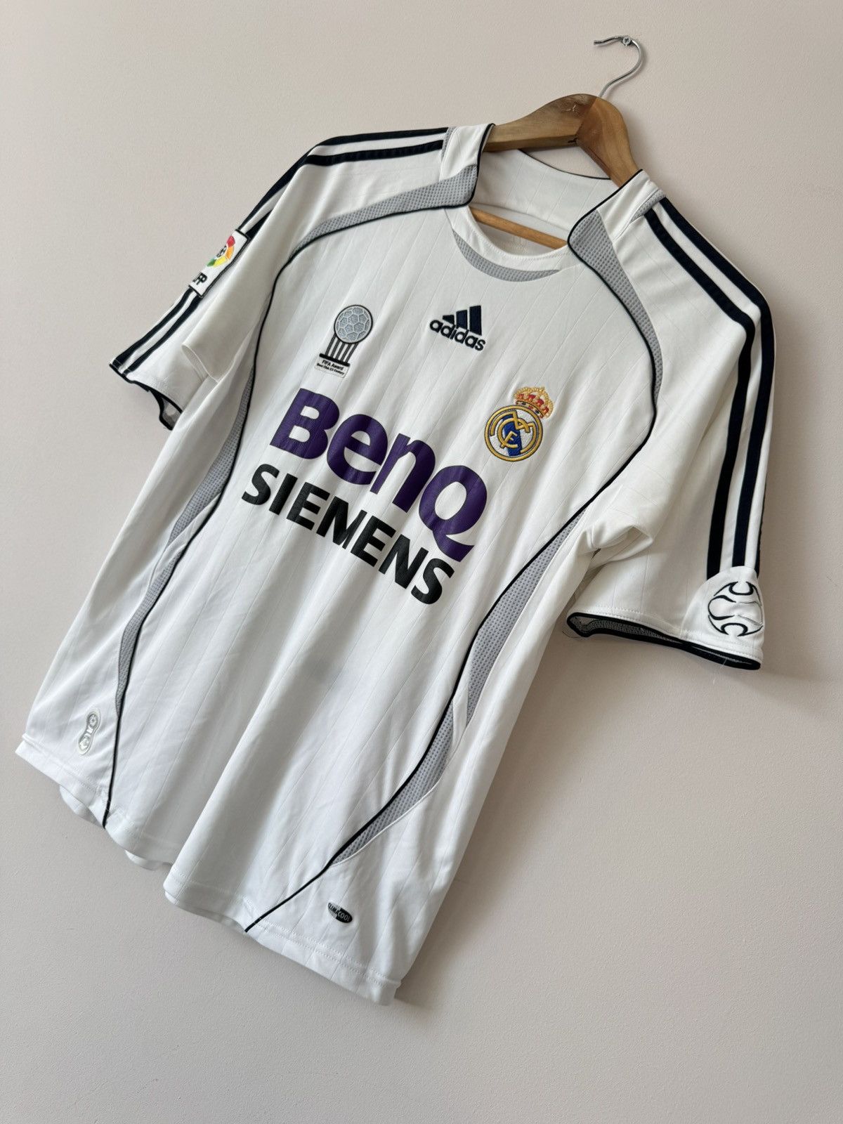 Adidas Vintage Real Madrid 2006-2007 Nistelrooy Home Soccer Jersey Size US S / EU 44-46 / 1 - 5 Thumbnail