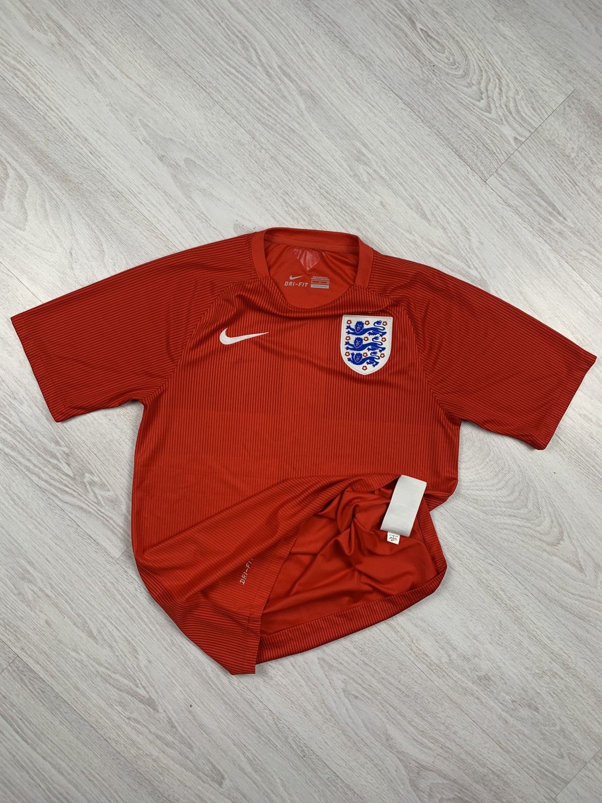 Nike England Away Football Shirt 2014/15 Adults Size Medium Nike Size US M / EU 48-50 / 2 - 2 Thumbnail