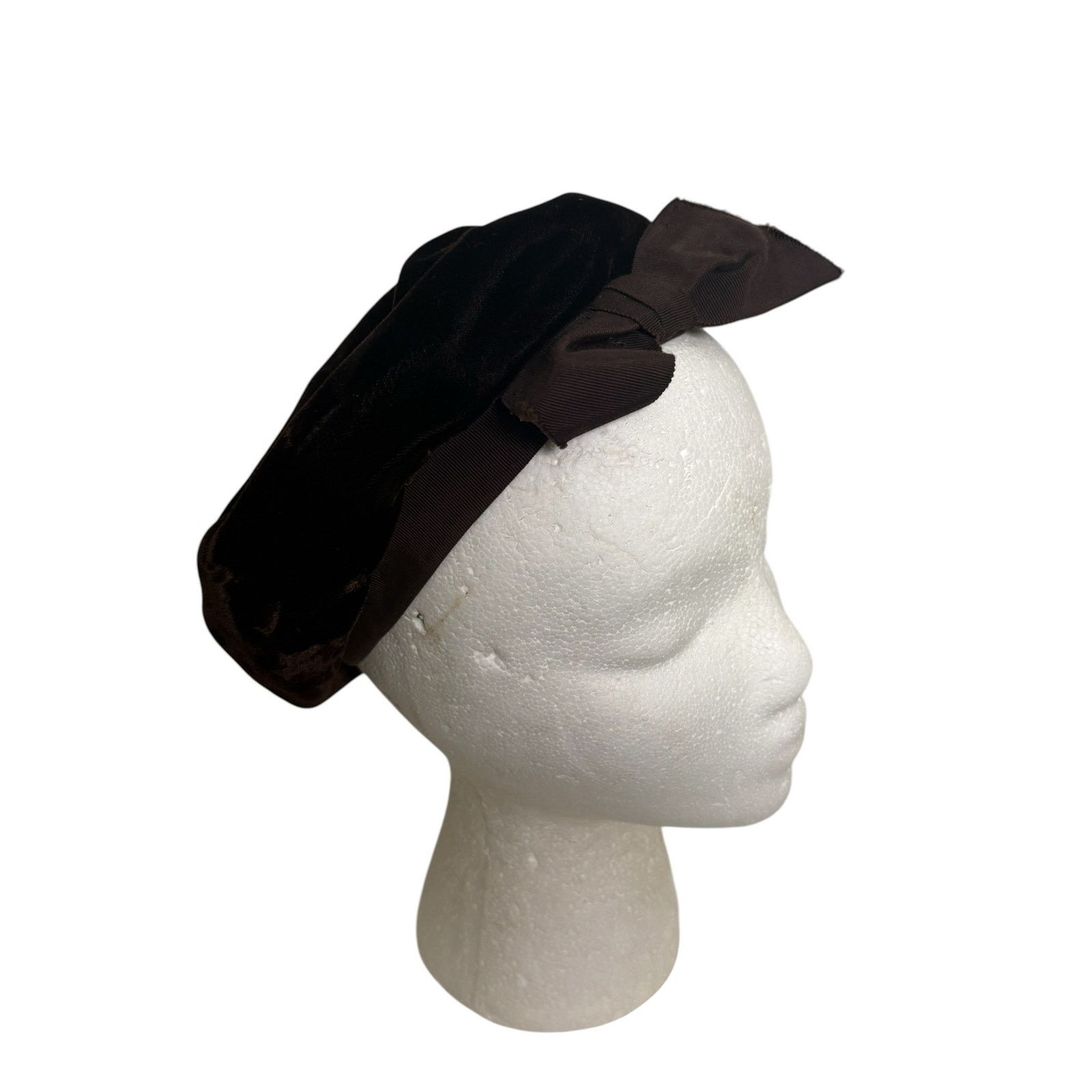 Vintage Vintage 60s Velvet Beret Brown Bow Parisian Cottagecore Hat Size ONE SIZE - 3 Thumbnail