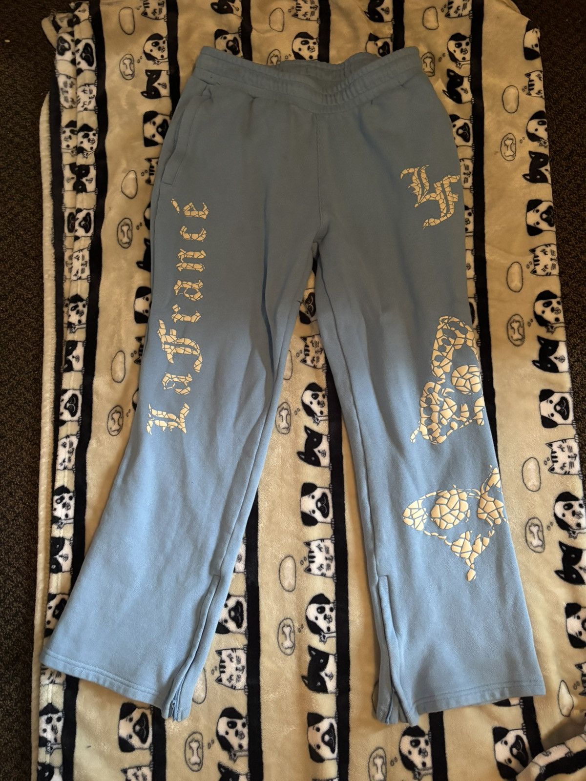 Puma LaMelo Ball la France sweatpants Size US 32 / EU 48 - 1 Thumbnail