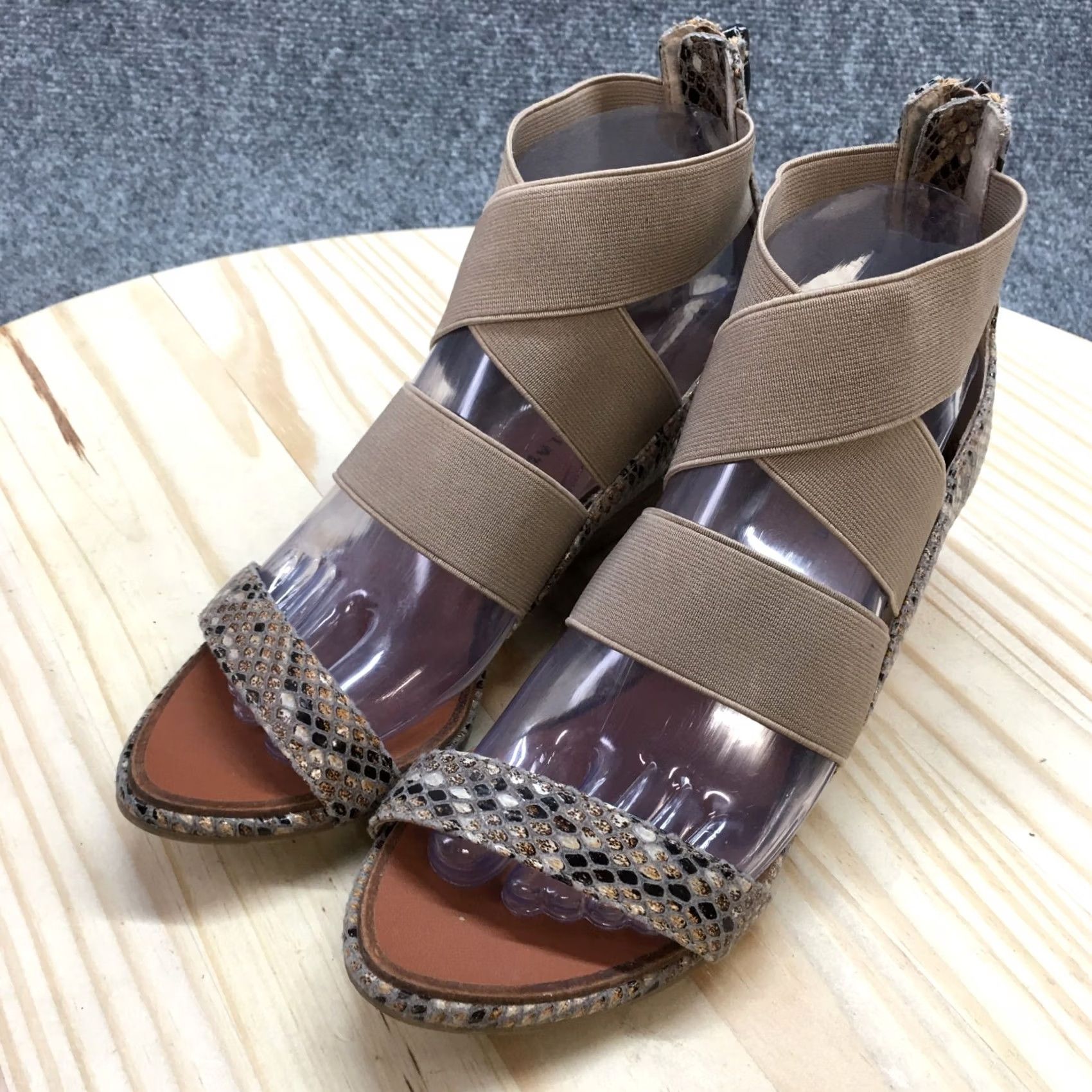 Chinese Laundry Nike Sandals Womens Strappy Brown Snakeskin Wedge Heel 7.5 M UK 5 US 7.5 EU 38 XS N/A Size US 8 / IT 38 - 4 Thumbnail