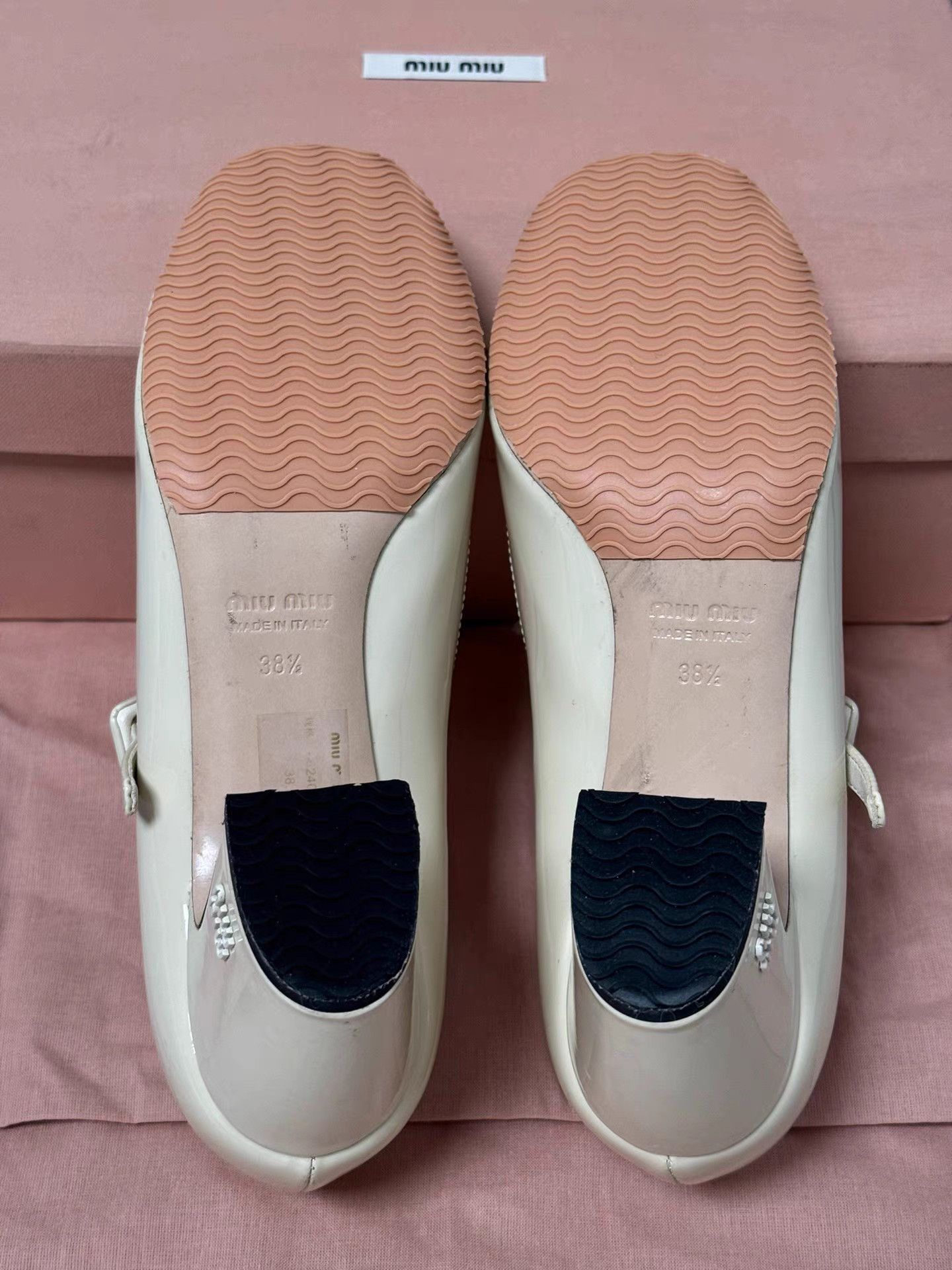 Miu Miu MiuMiu Mary Jane Heels K6 Size US 8.5 / IT 38.5 - 9 Thumbnail