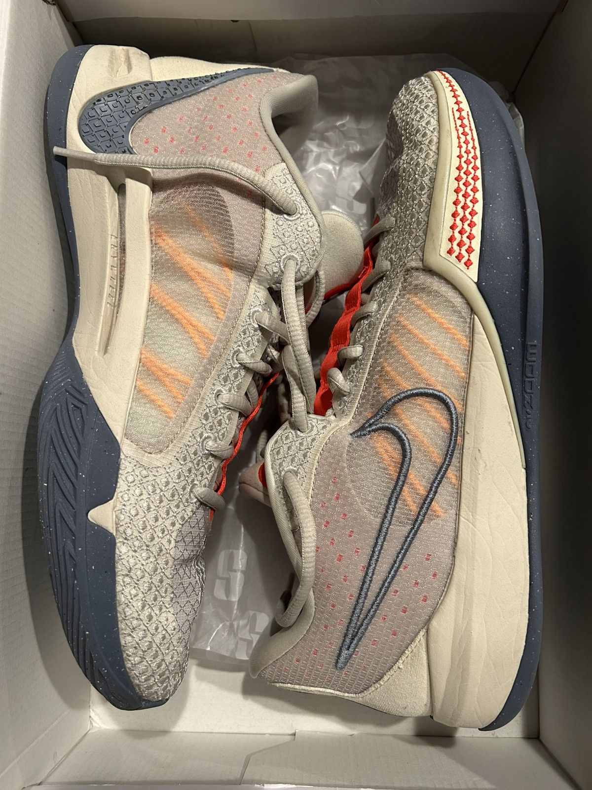 Nike Sabrina 1 Size US 9 / EU 42 - 1 Thumbnail