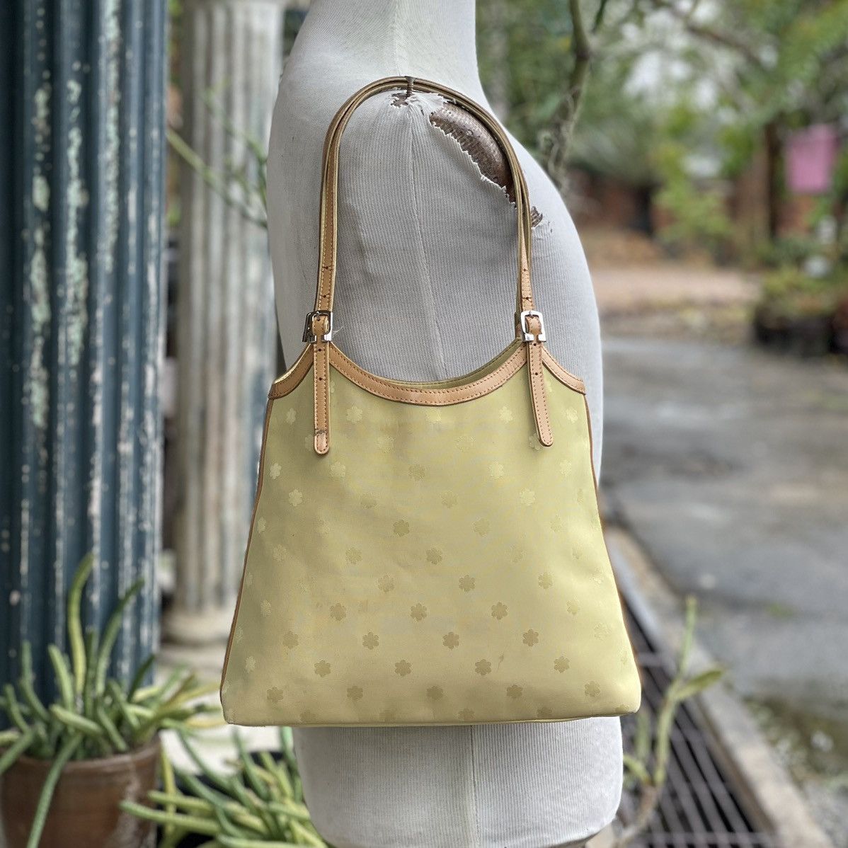 Designer × Japanese Brand Marie Claire Drawstring Tote Bag Size ONE SIZE - 2 Thumbnail