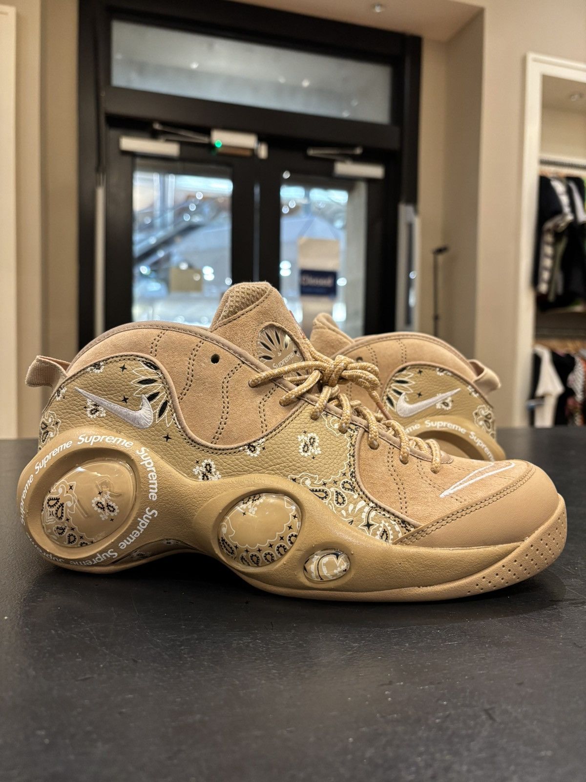 Nike × Supreme Nike Air Zoom Flight 95 SP ‘Supreme Wheat’ Size US 10.5 / EU 43-44 - 1 Thumbnail