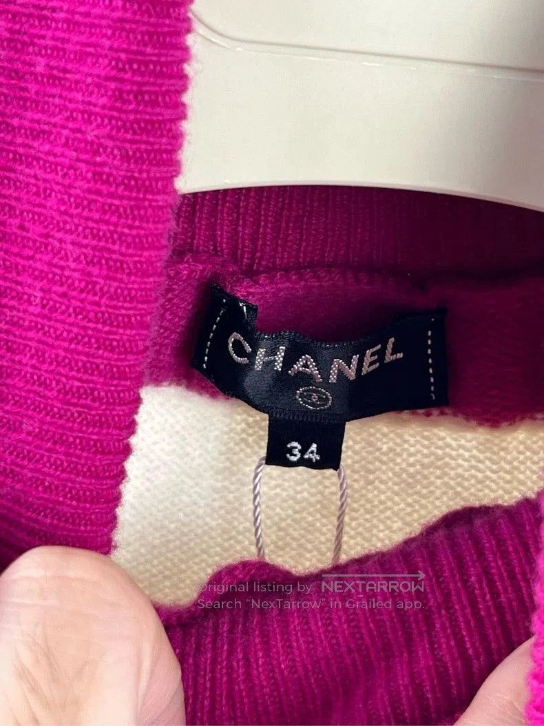 Chanel Chanel Logo Cashmere Turtleneck Sweater . Size M / US 6-8 / IT 42-44 - 4 Thumbnail