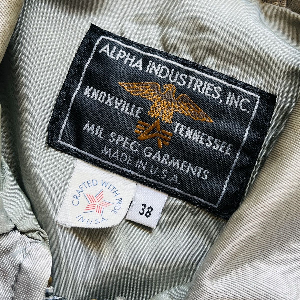 Avirex × Vintage Vintage Rare Avirex Alpha Industries Rayon Nylon Jacket Size US M / EU 48-50 / 2 - 15 Thumbnail