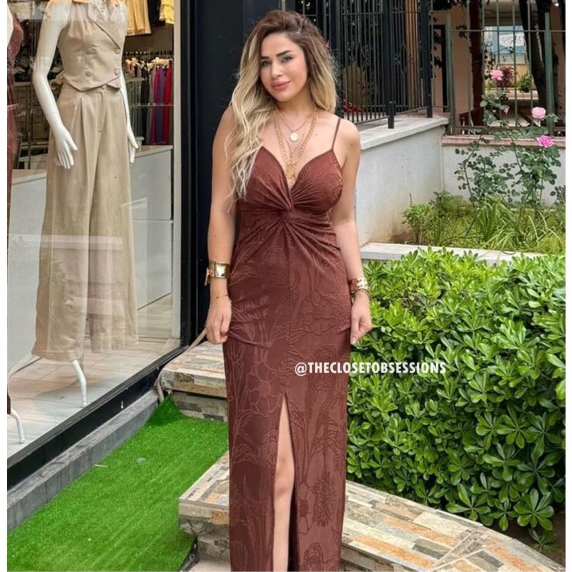 Mango BLOGGER FAVE!!! MANGO V-Neck Embroidered Maxi Dress Size M / US 6-8 / IT 42-44 - 6 Thumbnail