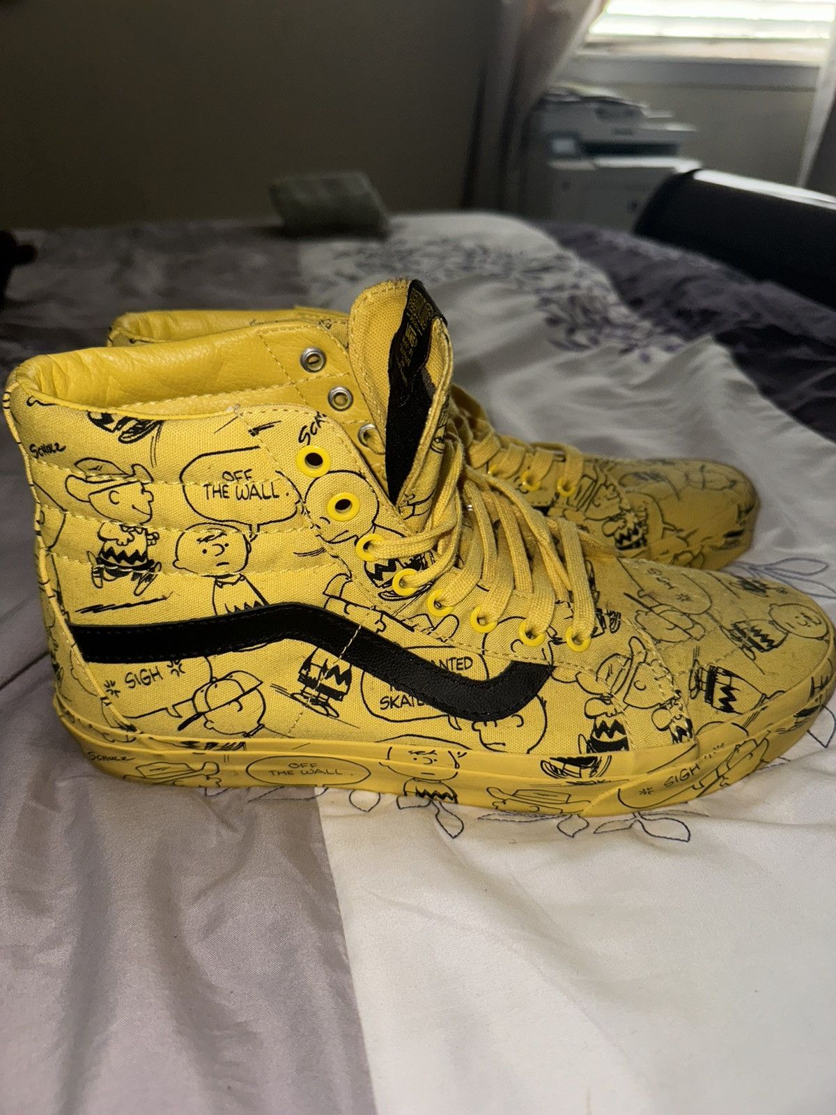 Vans Rare Peanuts x Sk8-Hi 'Charlie Brown Maize' Size US 11.5 / EU 44-45 - 1 Thumbnail