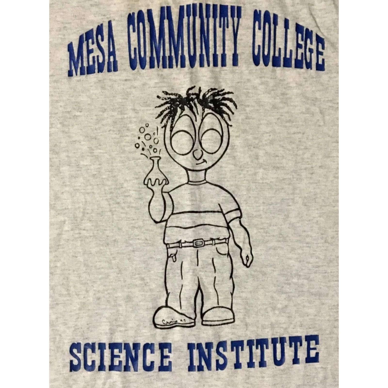 Vintage VINTAGE Mesa College Science Institute Faded Distressed Shirt L Gray Crew Neck Short Sleeve University College Grunge 90s Mens T-Shirt Size US L / EU 52-54 / 3 - 3 Thumbnail