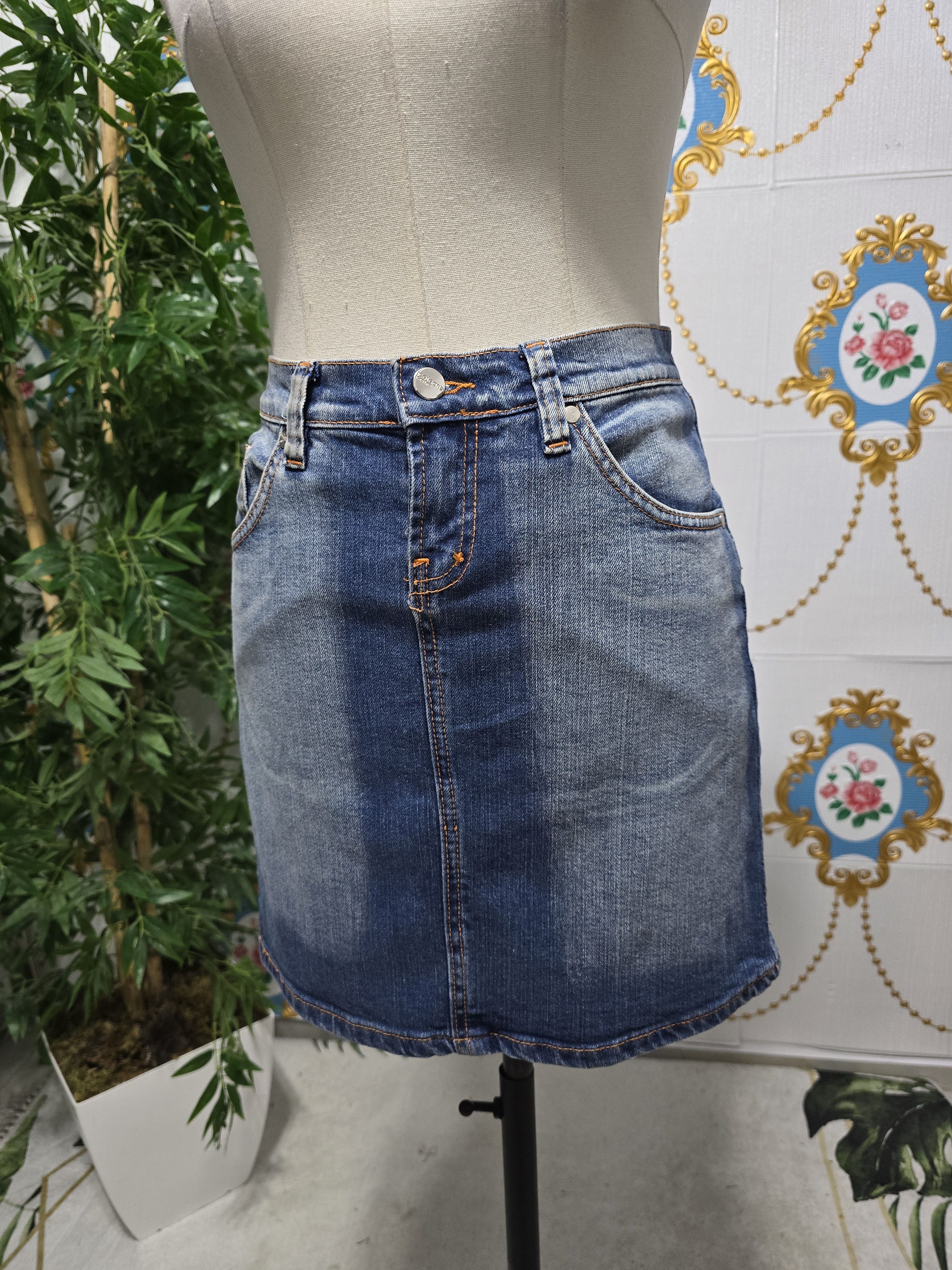 Iceberg ICEBERG, denim mini skirt VINTAGE, RARE , FITS medium Size 30" / US 8 / IT 44 - 2 Thumbnail