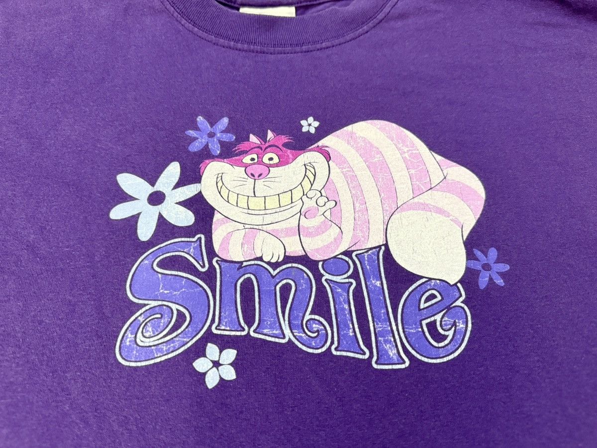 Vintage Vintage 2000s Disney Cheshire Cat T-Shirt Size L Size US L / EU 52-54 / 3 - 2 Thumbnail