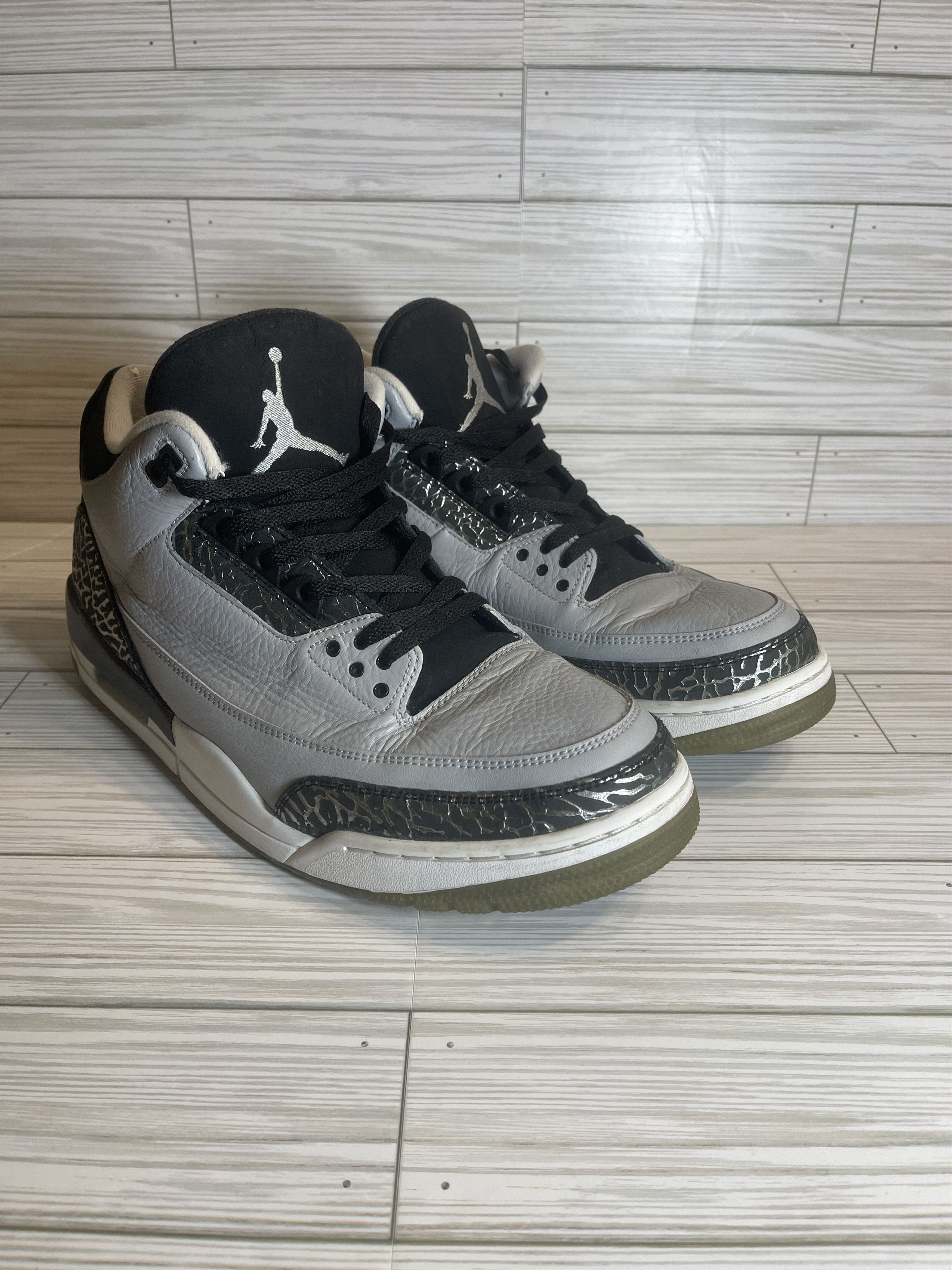 image of Air Jordan 3 Retro Wolf Grey / Silver Black - Size 14 Shoes in Wolf Grey/Silver Black, Men's