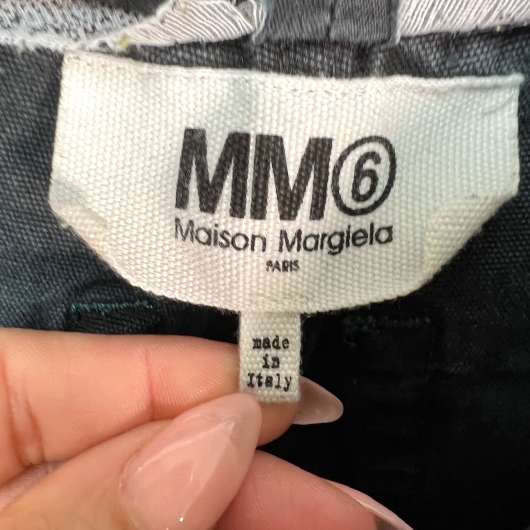 Vintage VINTAGE MM6 Maison Margiela Womens High-Waisted Denim Jeans Button-Fly Black Adult Womens 42 Size 27" / US 4 / IT 40 - 3 Thumbnail
