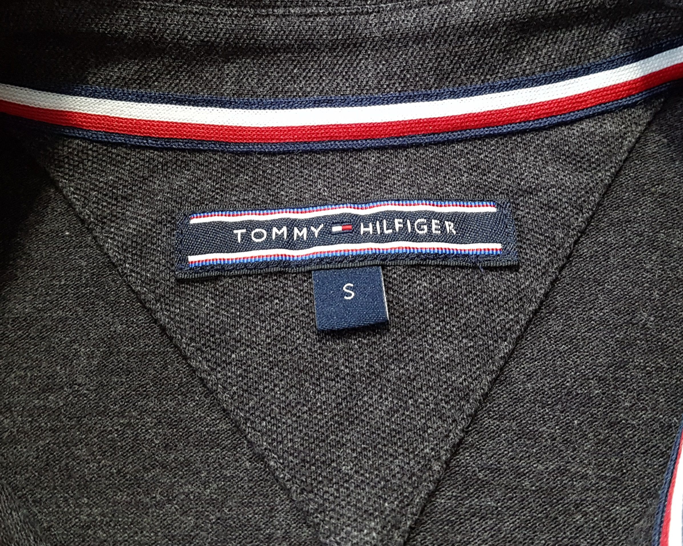 Formula 1 AMG Petronas F1 Racing Tommy Hilfiger Polo Shirt sz S Size US S / EU 44-46 / 1 - 9 Thumbnail