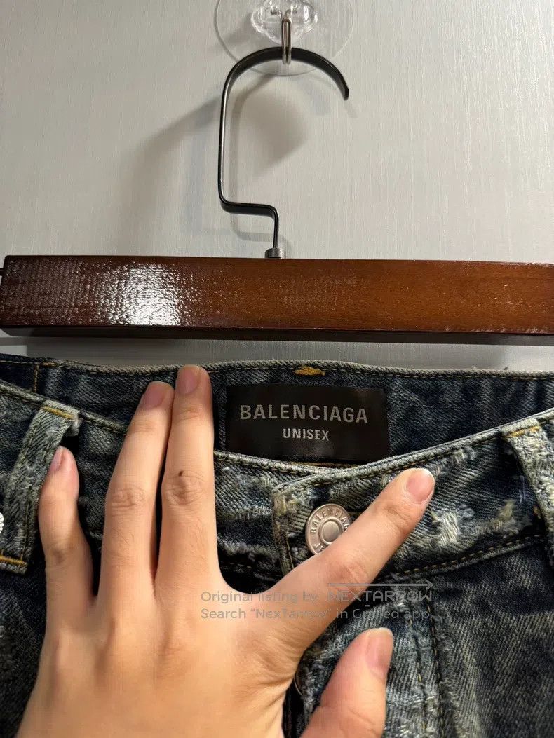 Balenciaga Balenciaga size S Back Destruction Denim Pants Size US 27 - 3 Thumbnail