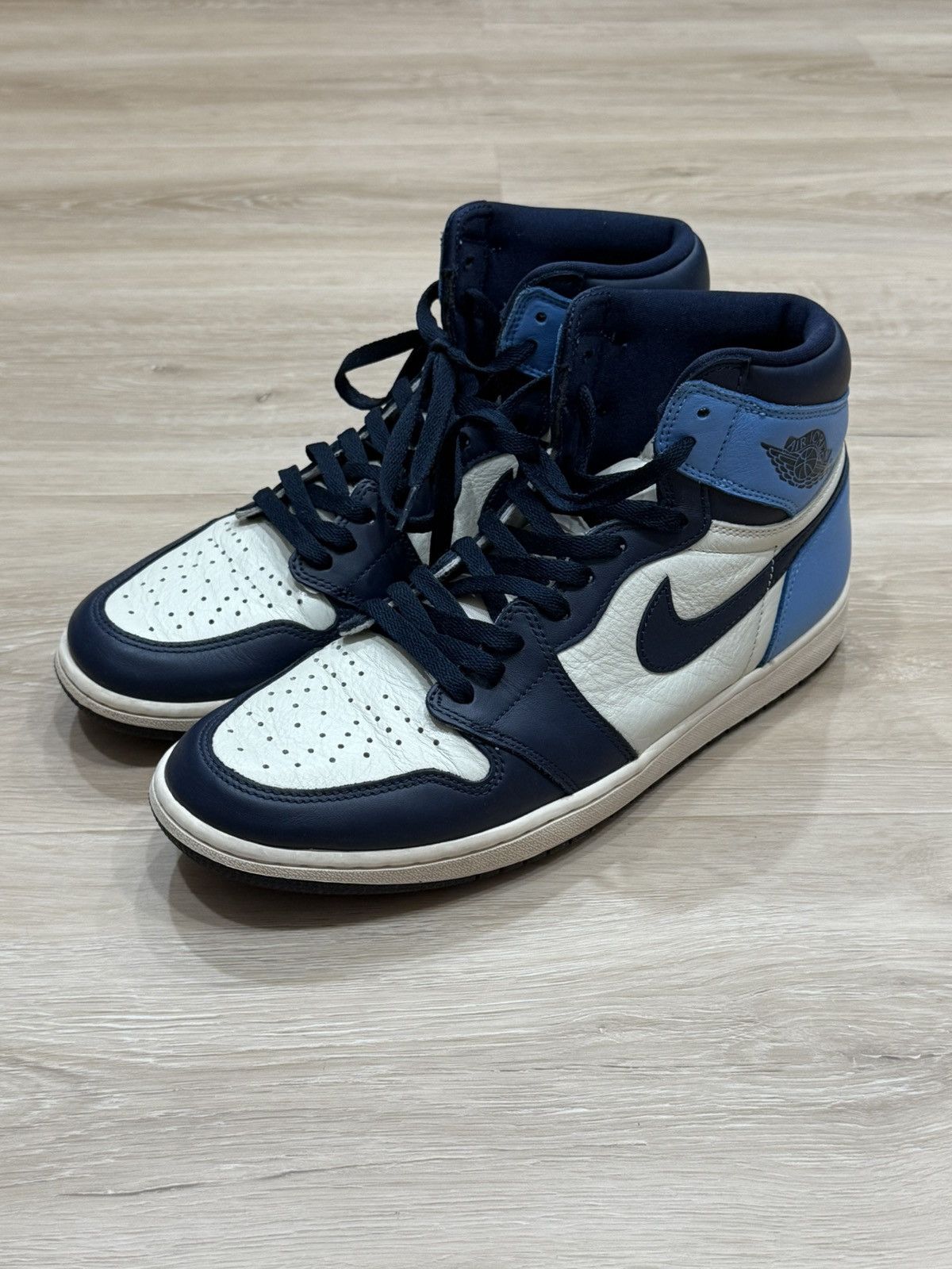 Jordan Brand Air Jordan 1 High Obsidian Size US 12 / EU 45 - 1 Thumbnail