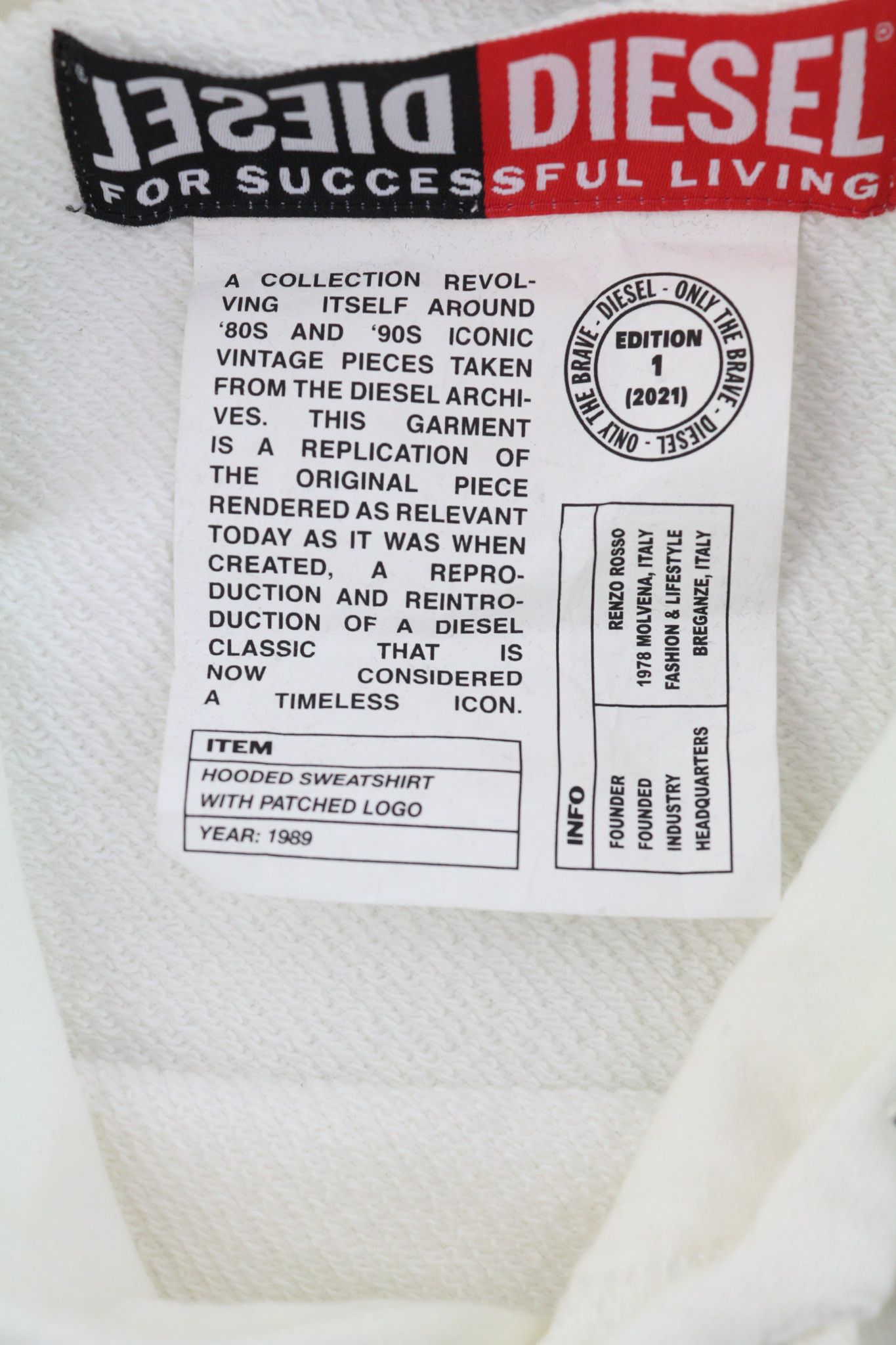 Diesel D4D-21 M White Cotton Hooded Logo Hoodie 40104 Size US M / EU 48-50 / 2 - 5 Thumbnail