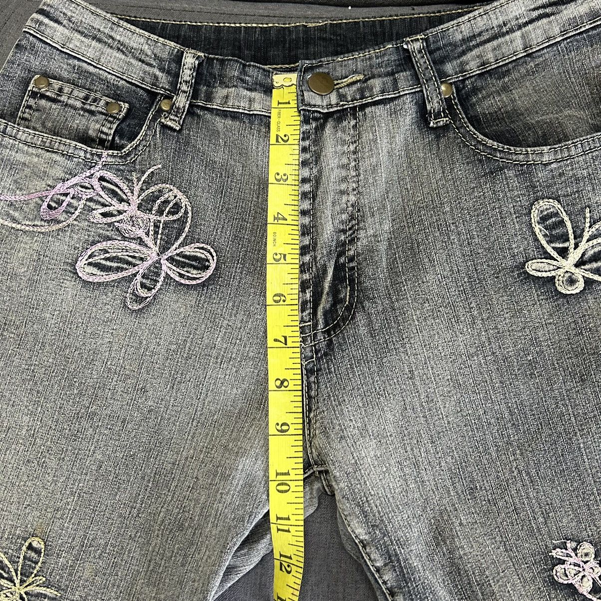 If Six Was Nine Embroidery Art Flower Flared Jeans Size US 29 - 17 Thumbnail