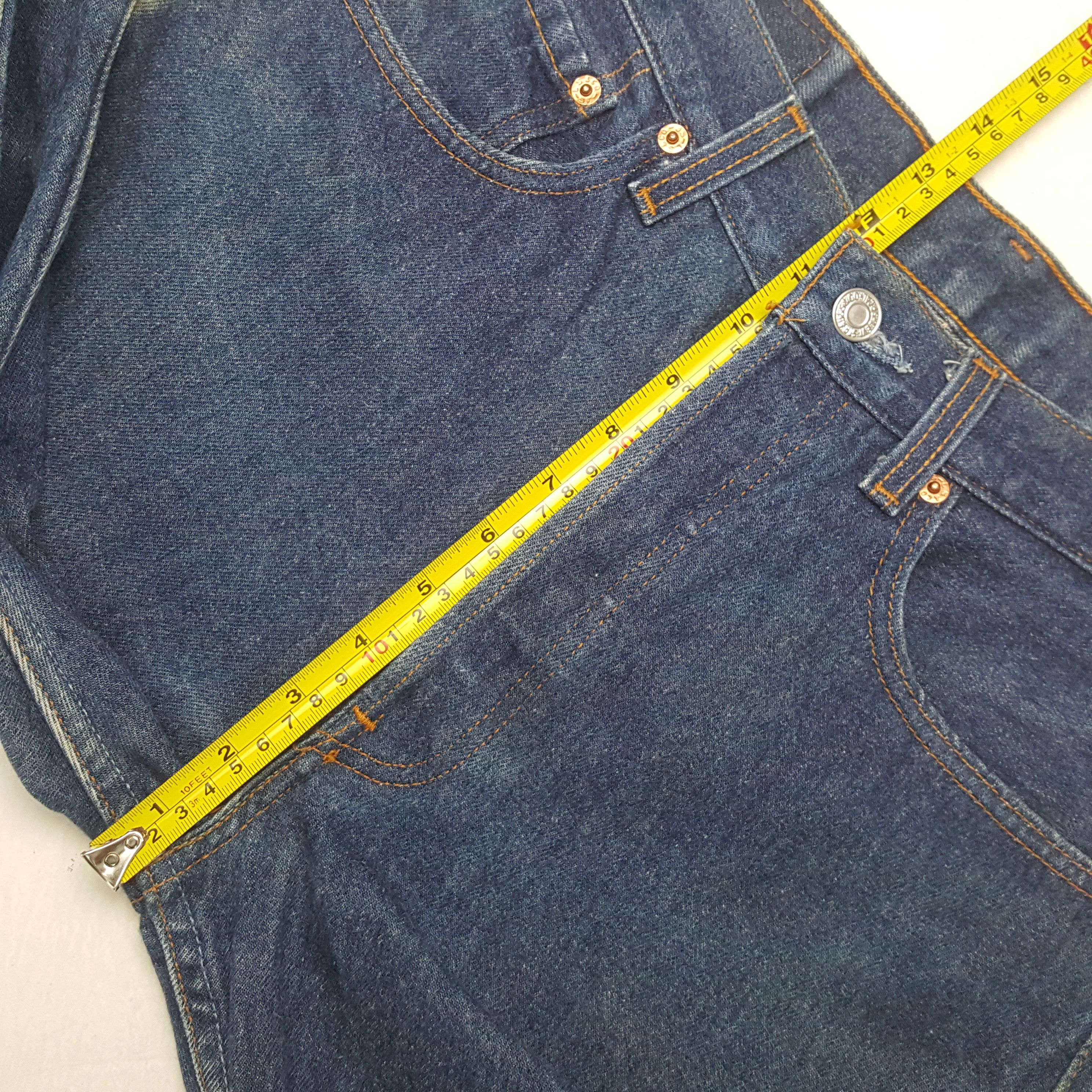 Levi's Vintage 90's Levi's 501 Sun Faded Distressed Jeans RR17 Size US 30 / EU 46 - 8 Thumbnail