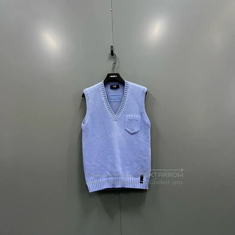 Fendi Fendi Blue V-neck knitted vest Size US M / EU 48-50 / 2 - 1 Thumbnail
