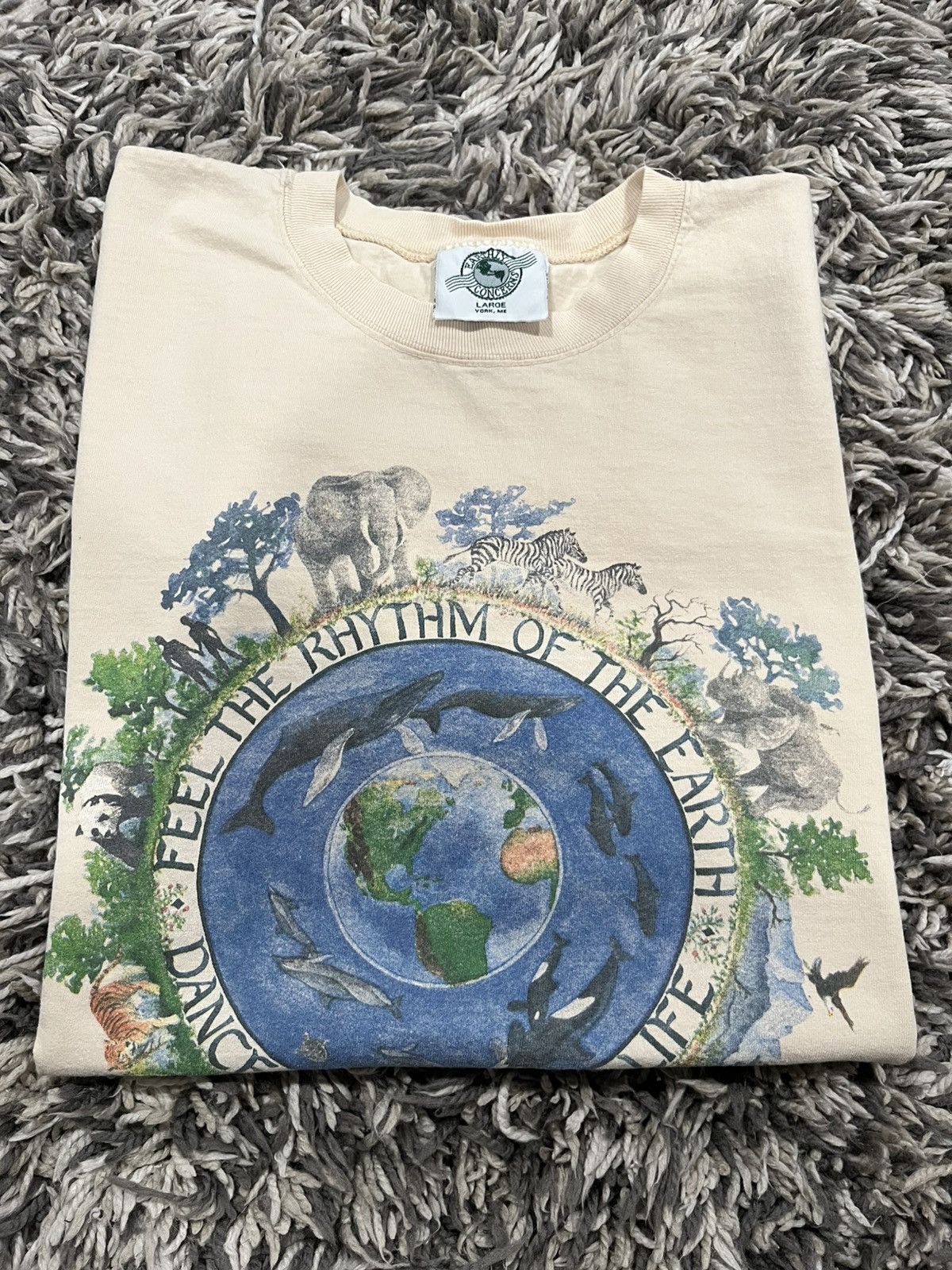 Vintage Vintage Earthly Concerns Tee Size US L / EU 52-54 / 3 - 1 Thumbnail