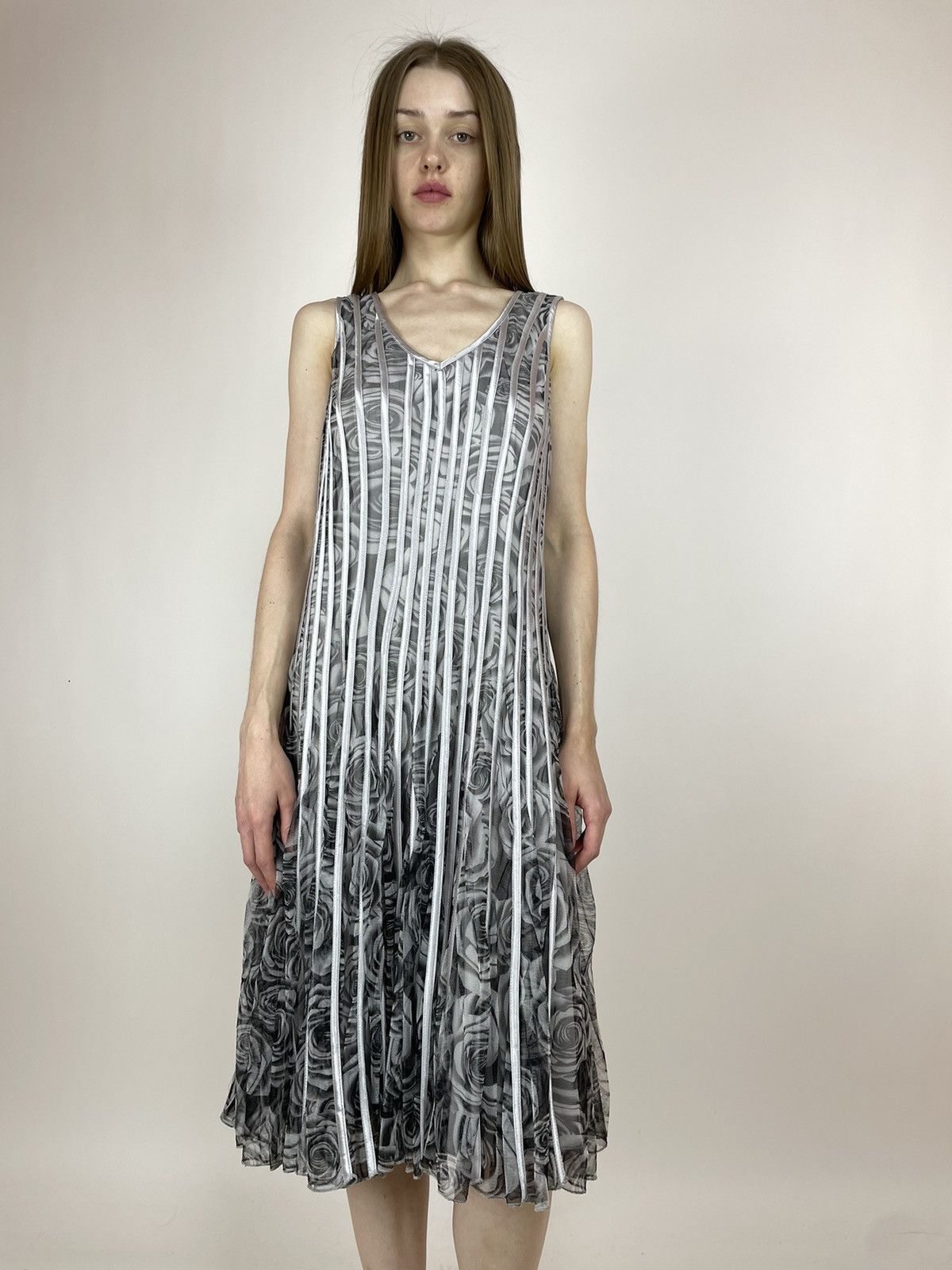 Japanese Brand DAVID EMANUEL Floral Roses Long Dress Womens size 16 Size XL / US 12-14 / IT 48-50 - 3 Thumbnail