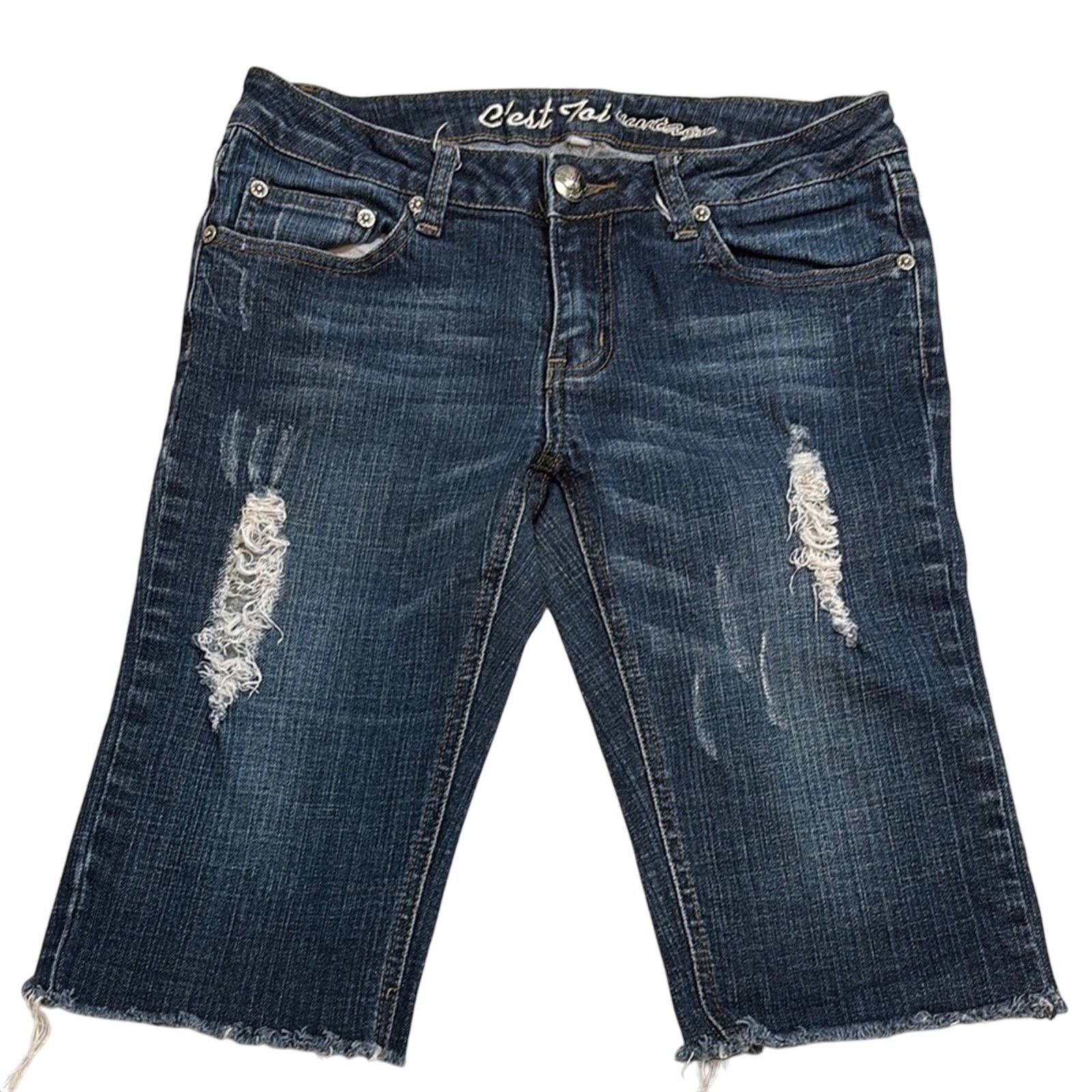 The Unbranded Brand C'es Toi Vintage Distressed Blue Capri Jeans Size 5 Size 28" / US 6 / IT 42 - 1 Thumbnail