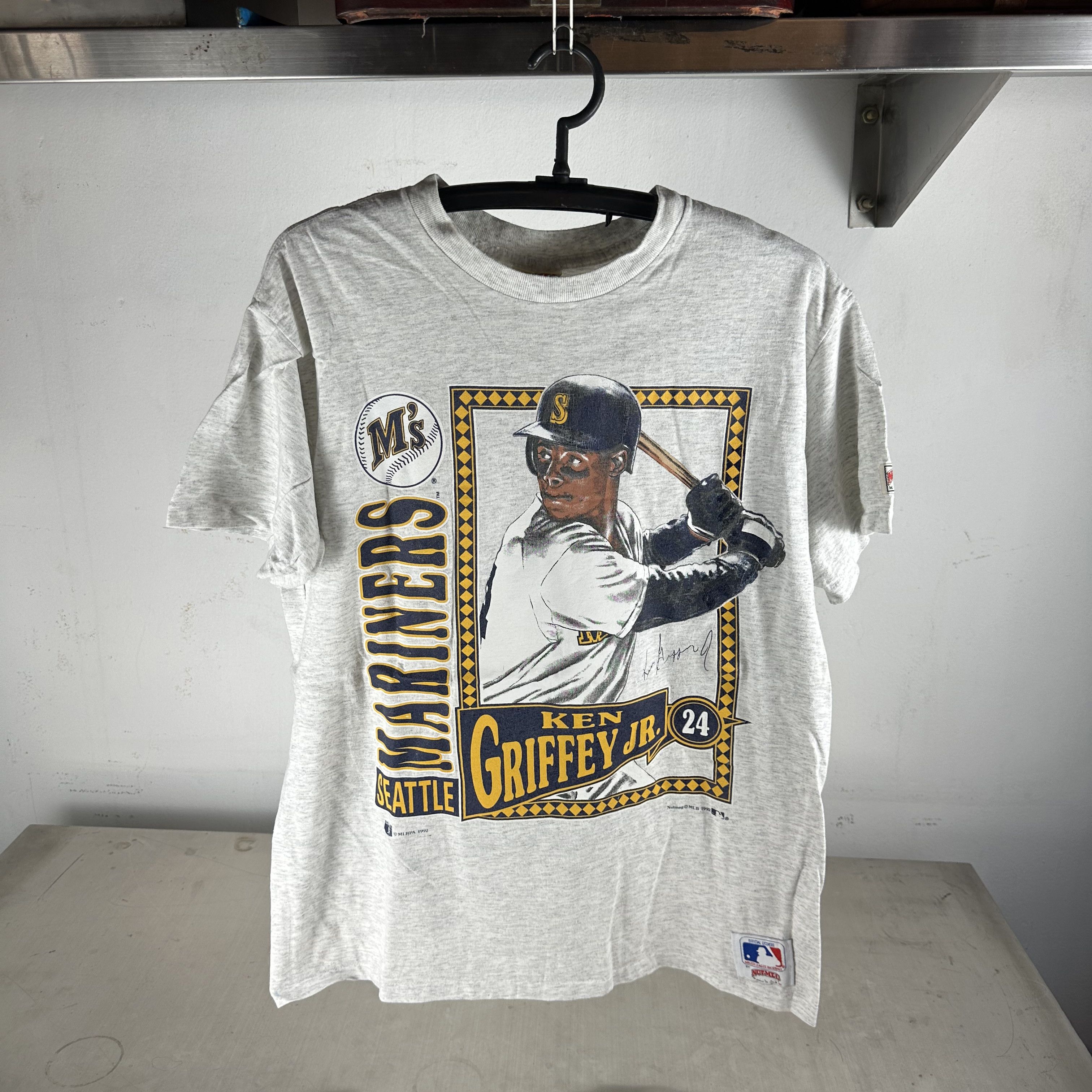1992 Ken Griffey Jr Seattle Mariners MLB Nutmeg T-Shirt