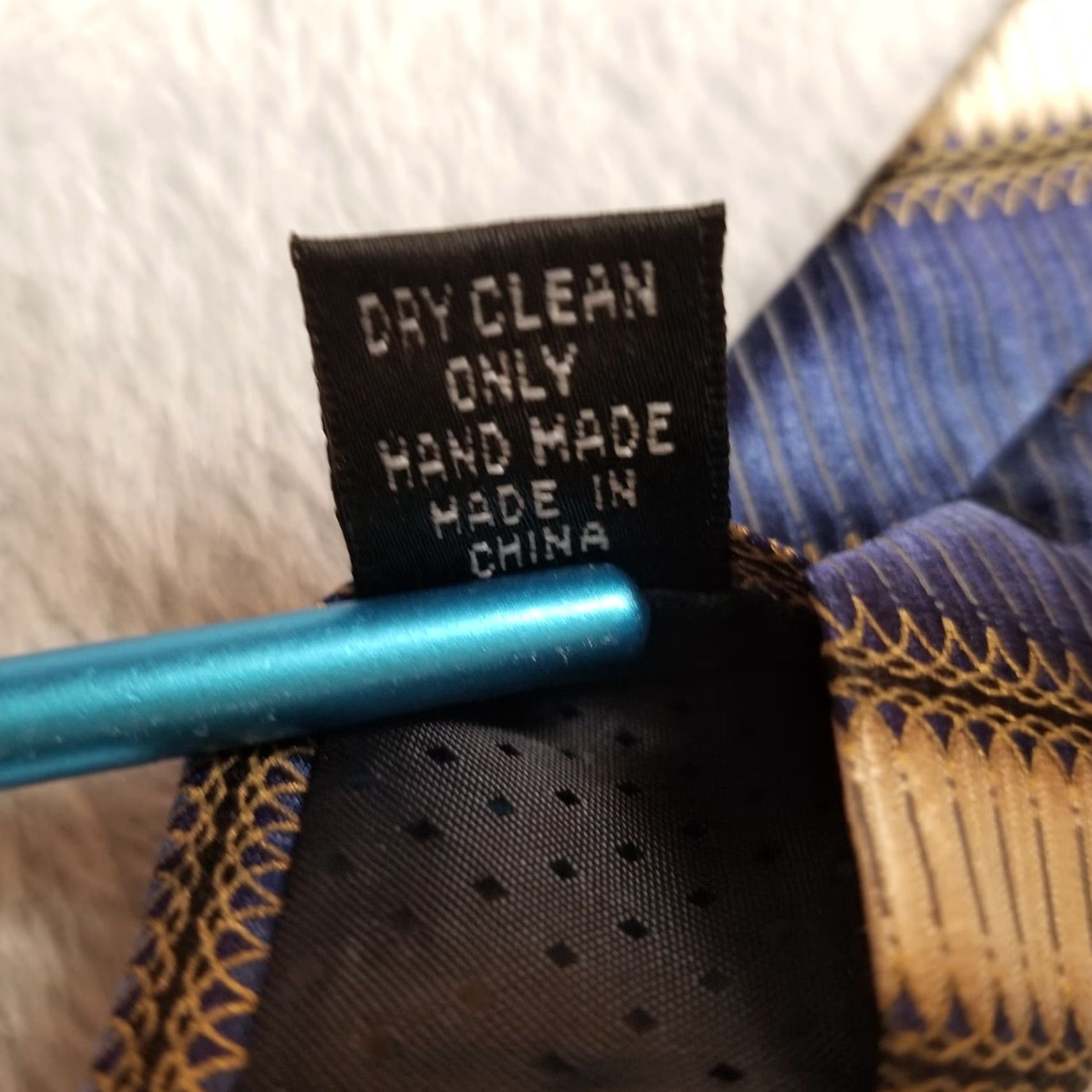Vintage Adolfo Tie Mens Blue Striped 100% Silk Classic 60" Tie Mens One Size Blue Striped Silk Classic Adolfo Tie Mens Size ONE SIZE - 6 Thumbnail