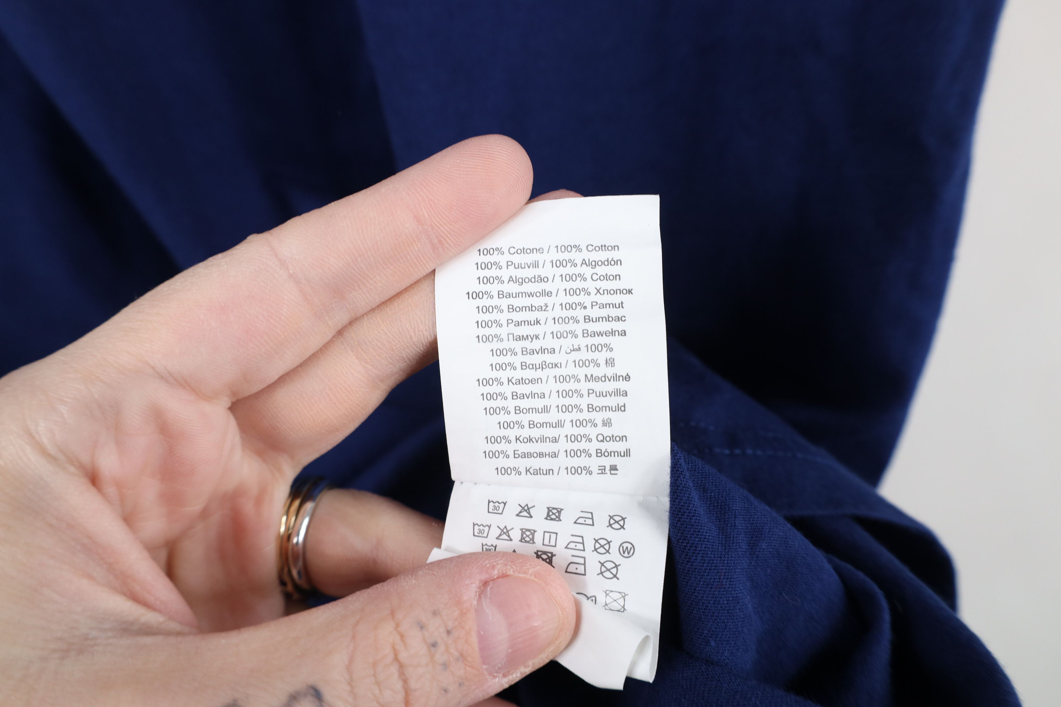 Oakley × Vintage Vintage Y2K Oakley Faded Spell Out Block Letter T-Shirt Blue Size US L / EU 52-54 / 3 - 10 Thumbnail