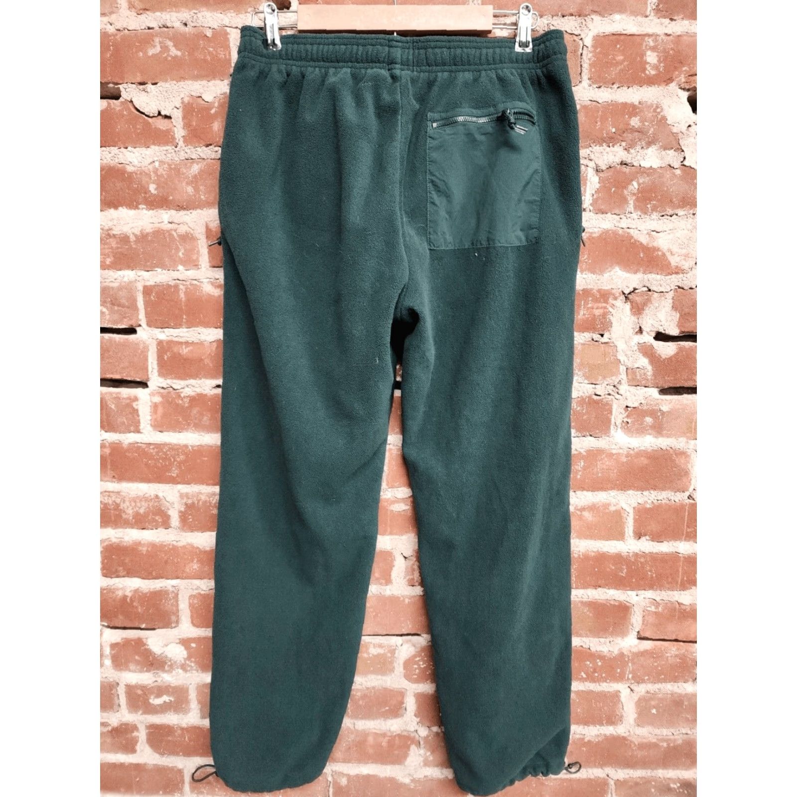 Old Navy GAP Mens Green Fleece Sweatpants Size Small with drawstring and Pockets Pants Men S Green Sweatpants Regular Fit Old Navy Size US 29 - 2 Thumbnail