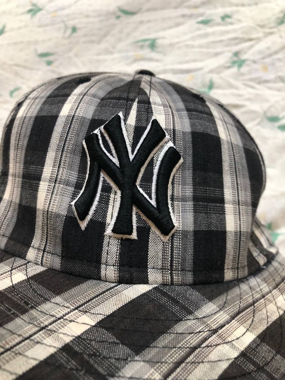 New Era Retro New Era New York NY Yankees Plaid Fitted Hat Size ONE SIZE - 3 Thumbnail