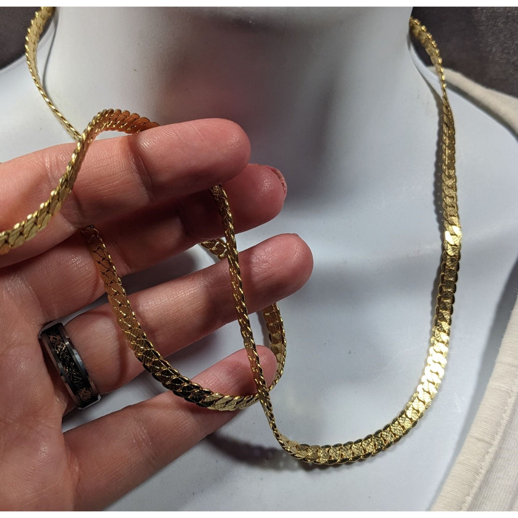 Other Bright Gold Tone Flattened Link Chain Necklace Size ONE SIZE - 2 Thumbnail