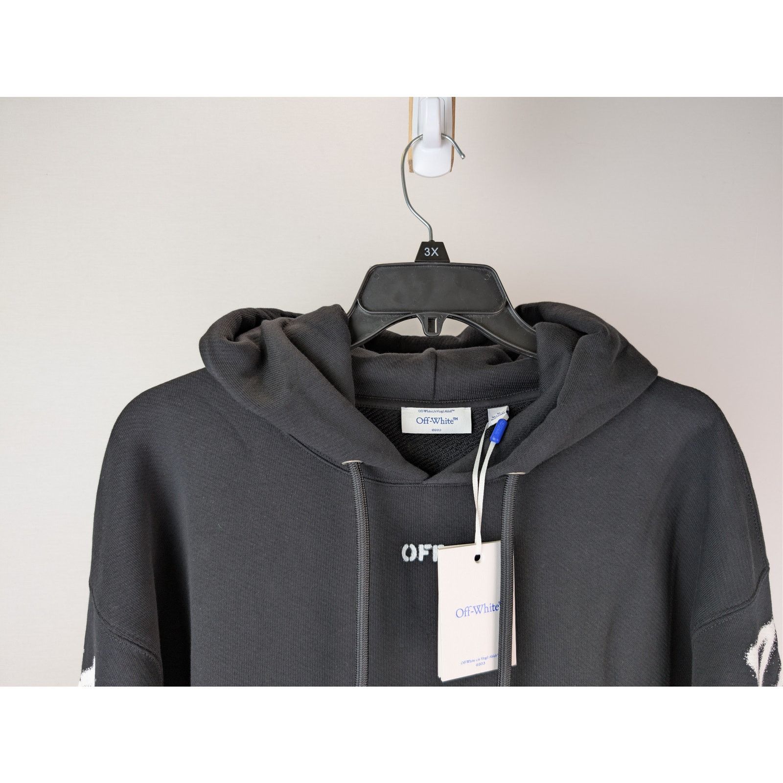 Off-White o1rshd1 Spray Can Arrow Skate Hoodie in Black Size US L / EU 52-54 / 3 - 4 Thumbnail