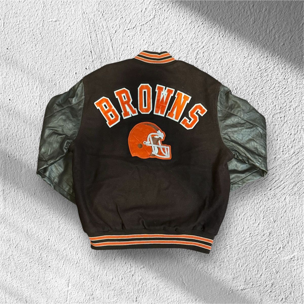 Holloway Holloway Cleveland Browns NFL Varsity Jacket Size US XL / EU 56 / 4 - 5 Thumbnail