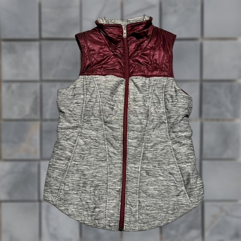 VINTAGE? No. The North Face Pseudio Puffer Vest Womens Small Red Maroon Heathered Gray