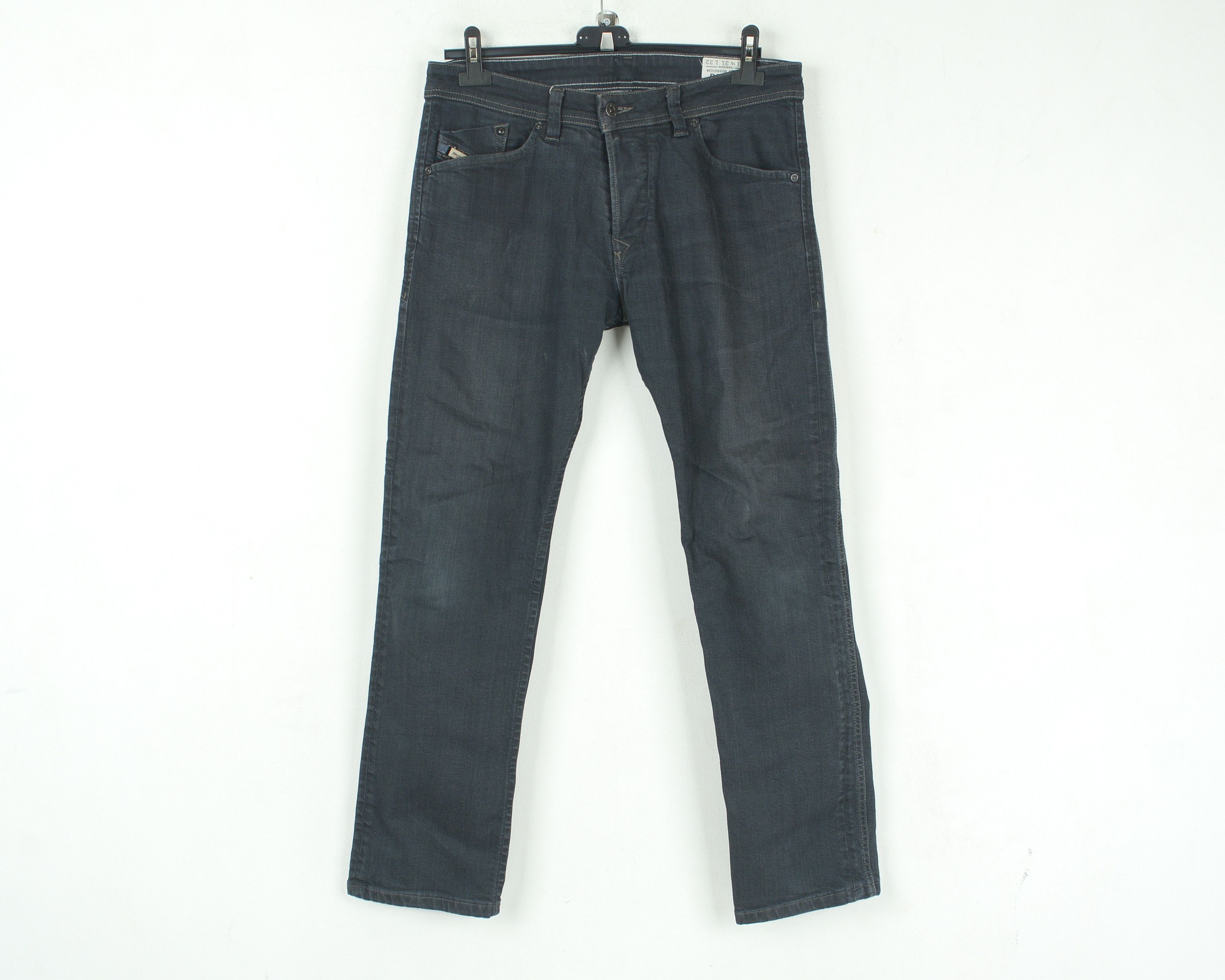 Diesel Darron W31 L32 Regular Slim Tapered Jeans Pants Trousers Size US 31 - 1 Thumbnail