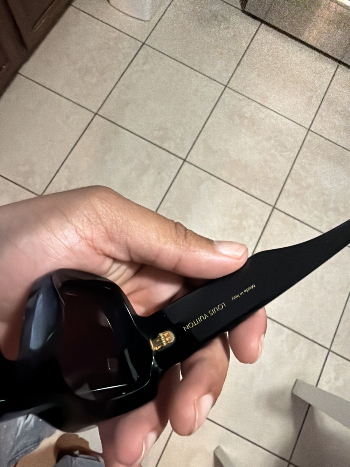 Louis Vuitton Lv sunglasses Size ONE SIZE - 3 Thumbnail