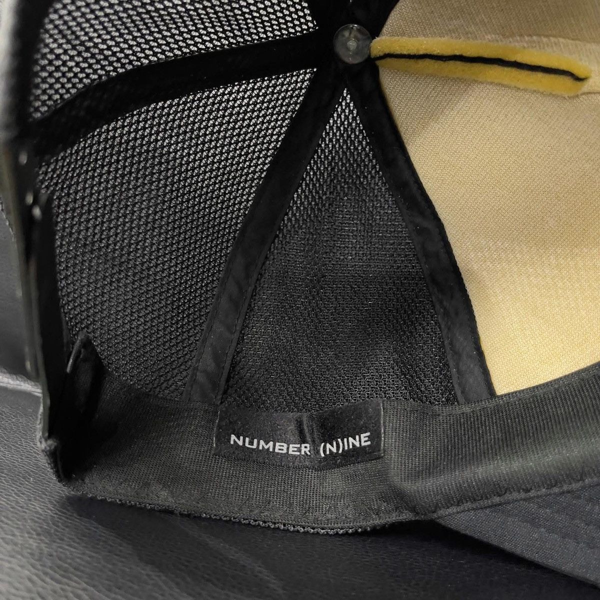 Number (N)ine Takahiro Miyashita Soloist Number Nine Trucker Hat Size ONE SIZE - 3 Thumbnail