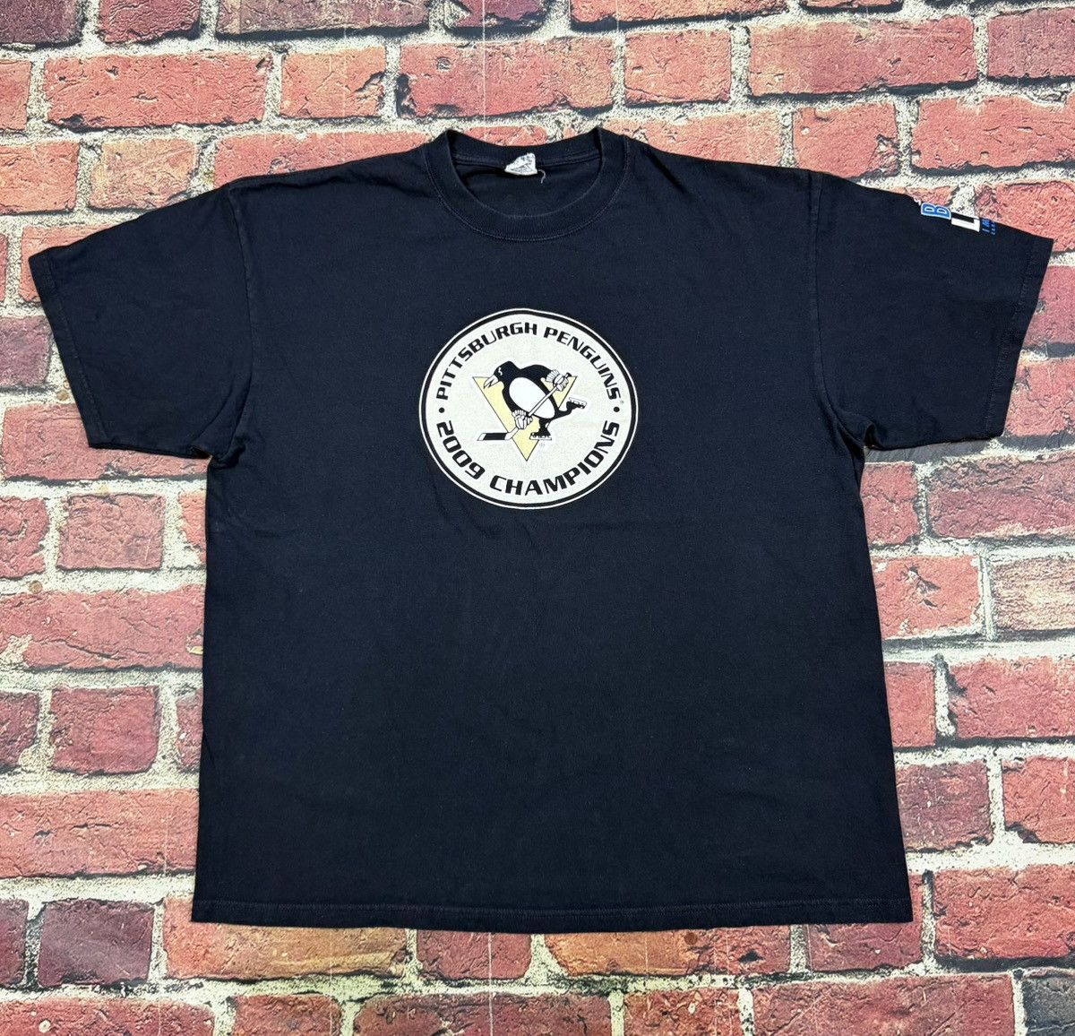 Anvil Pittsburgh Penguins 2009 Stanley Cup Tee Labatt Blue Light Size US XL / EU 56 / 4 - 1 Thumbnail